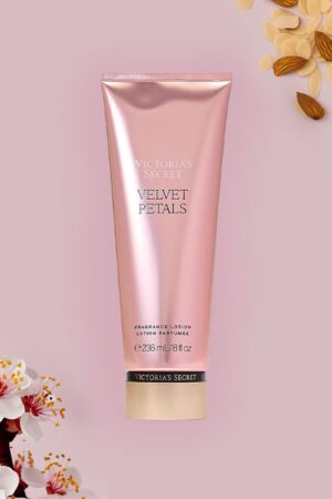 Velvet Petals Body Lotion 236ml